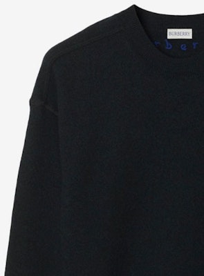 バーバリー ブラック クルーネック セーター 無地 刺繍ロゴ入り 80762601 Details for バーバリー ブラック クルーネック セーター 無地 刺繍ロゴ入り 80762601