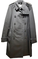 Burberry Black Double-Breasted Trench Coat with Solid Color Design. 80559761 Burberry Black Double-Breasted Trench Coat with Solid Color Design. 80559761