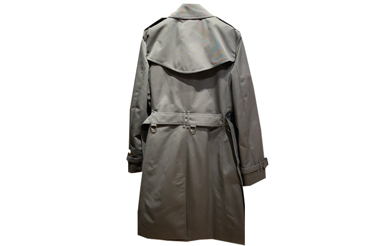 Burberry  Black Double-Breasted Trench Coat with Solid Color Design. 80559761 圖 3
