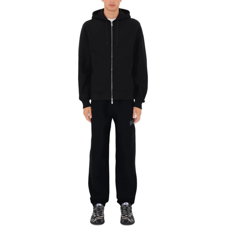 Lookbook Burberry Celana Jogger Hitam Elastis dengan Print Logo. 80975361