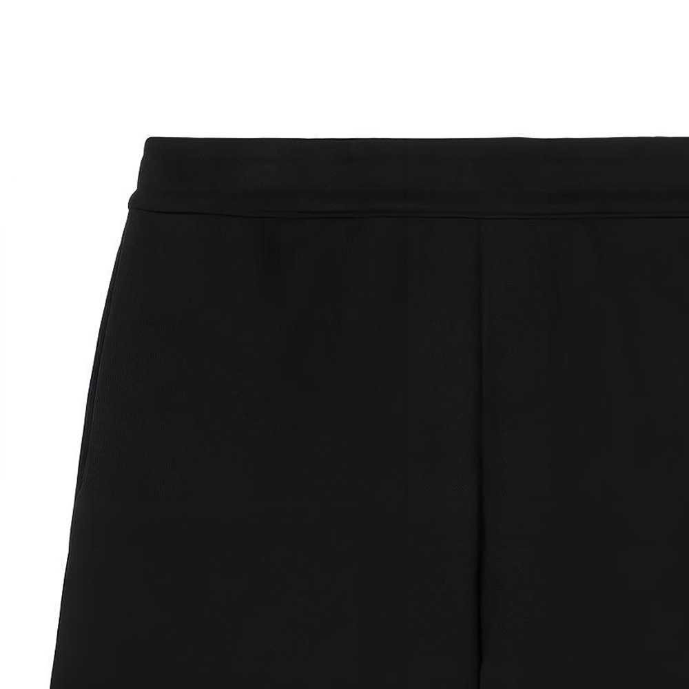 Burberry  Black Letter Logo Print Casual Straight-Fit Shorts. 80553541 圖 5