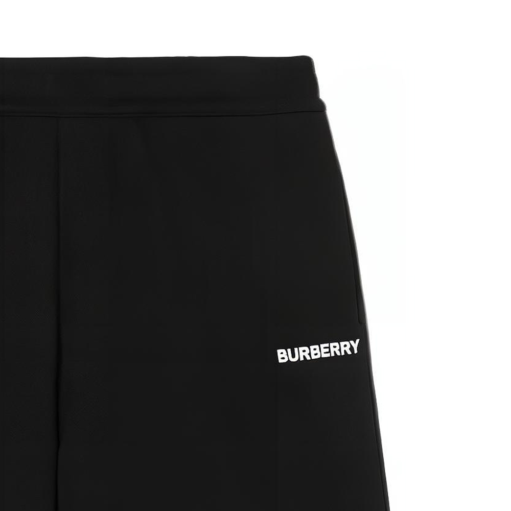 Burberry  Black Letter Logo Print Casual Straight-Fit Shorts. 80553541 圖 7