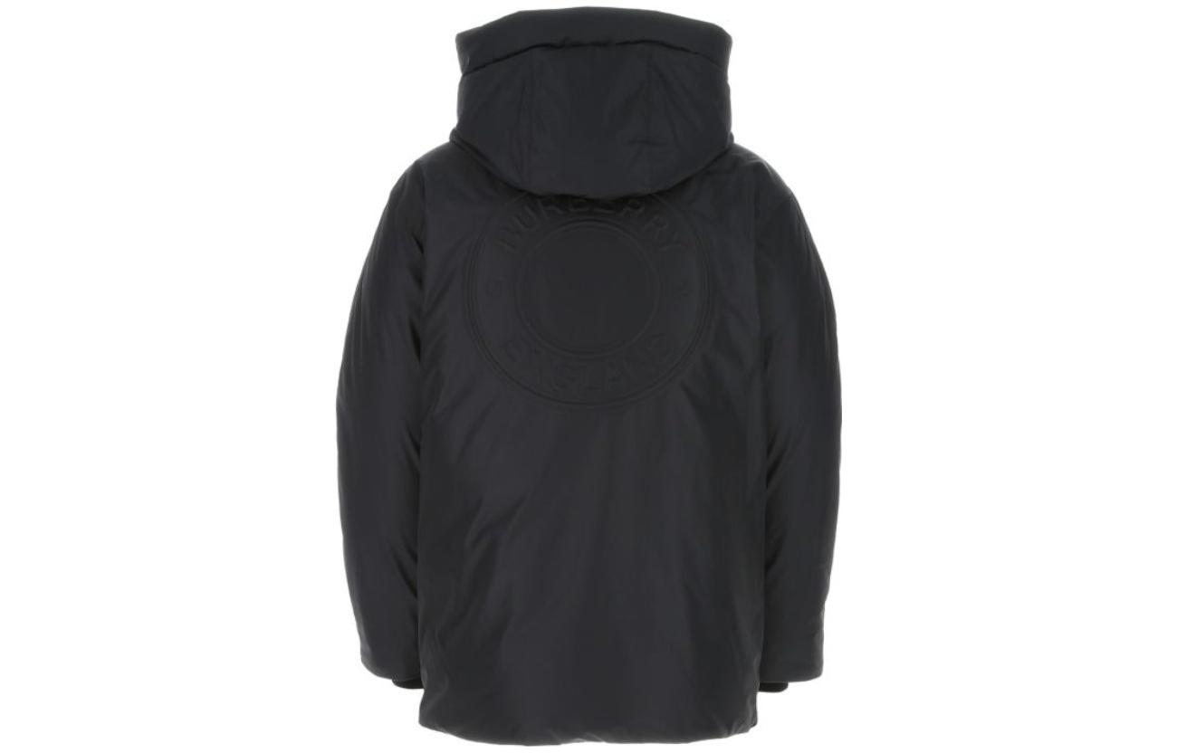 Lookbook Burberry 黑色壓花Logo連帽拉鏈羽絨外套 80581291