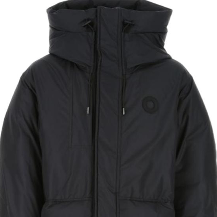 Sizing Burberry 黑色壓花Logo連帽拉鏈羽絨外套 80581291