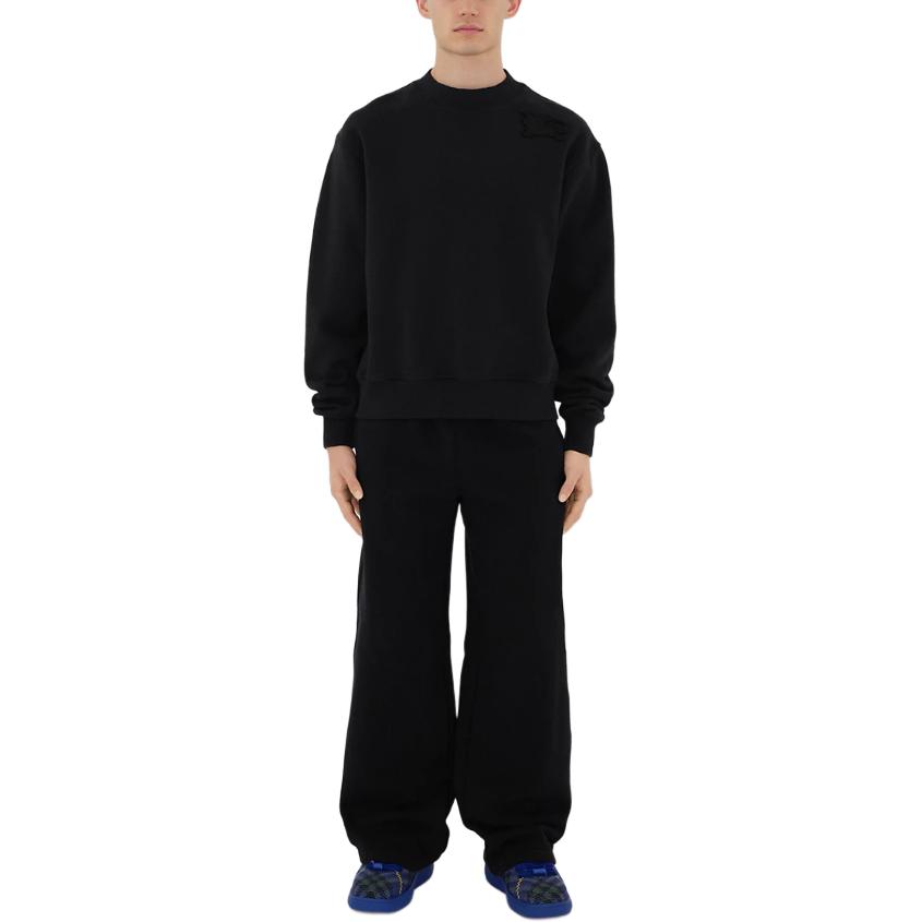 Shop Burberry Seluar Knit Longgar Hitam dengan Rekaan Kesatria Equestrian. 80849751