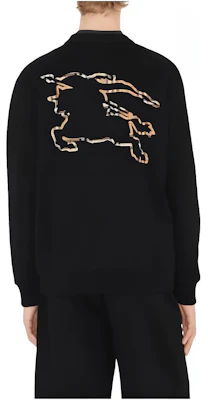 버버리 블랙 크루넥 맨투맨 긴팔 스웻셔츠 80706801 Lookbook 버버리 블랙 크루넥 맨투맨 긴팔 스웻셔츠 80706801