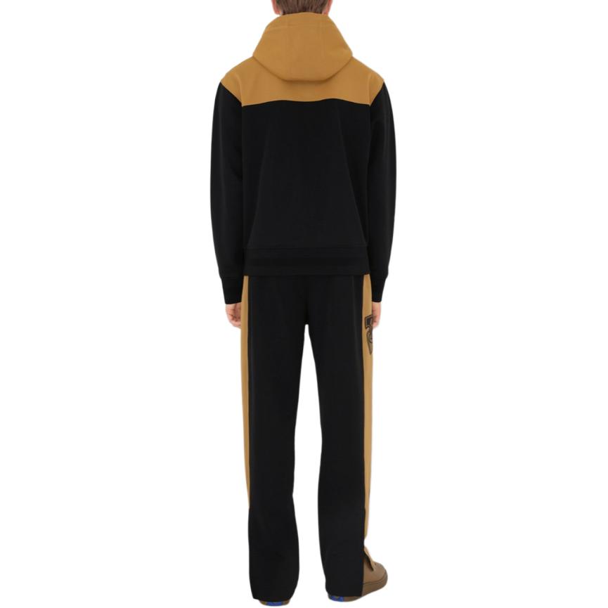 Purchase Burberry Celana Hitam Elastis Santai dengan Bordir Logo Shield. 80990811