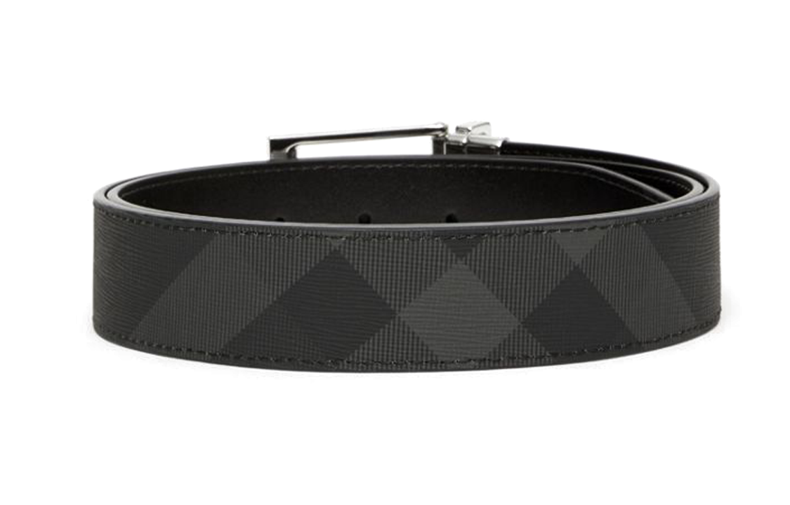 Shop Burberry 黑色雙面格紋皮革腰帶 - 3.5公分寬 80649591