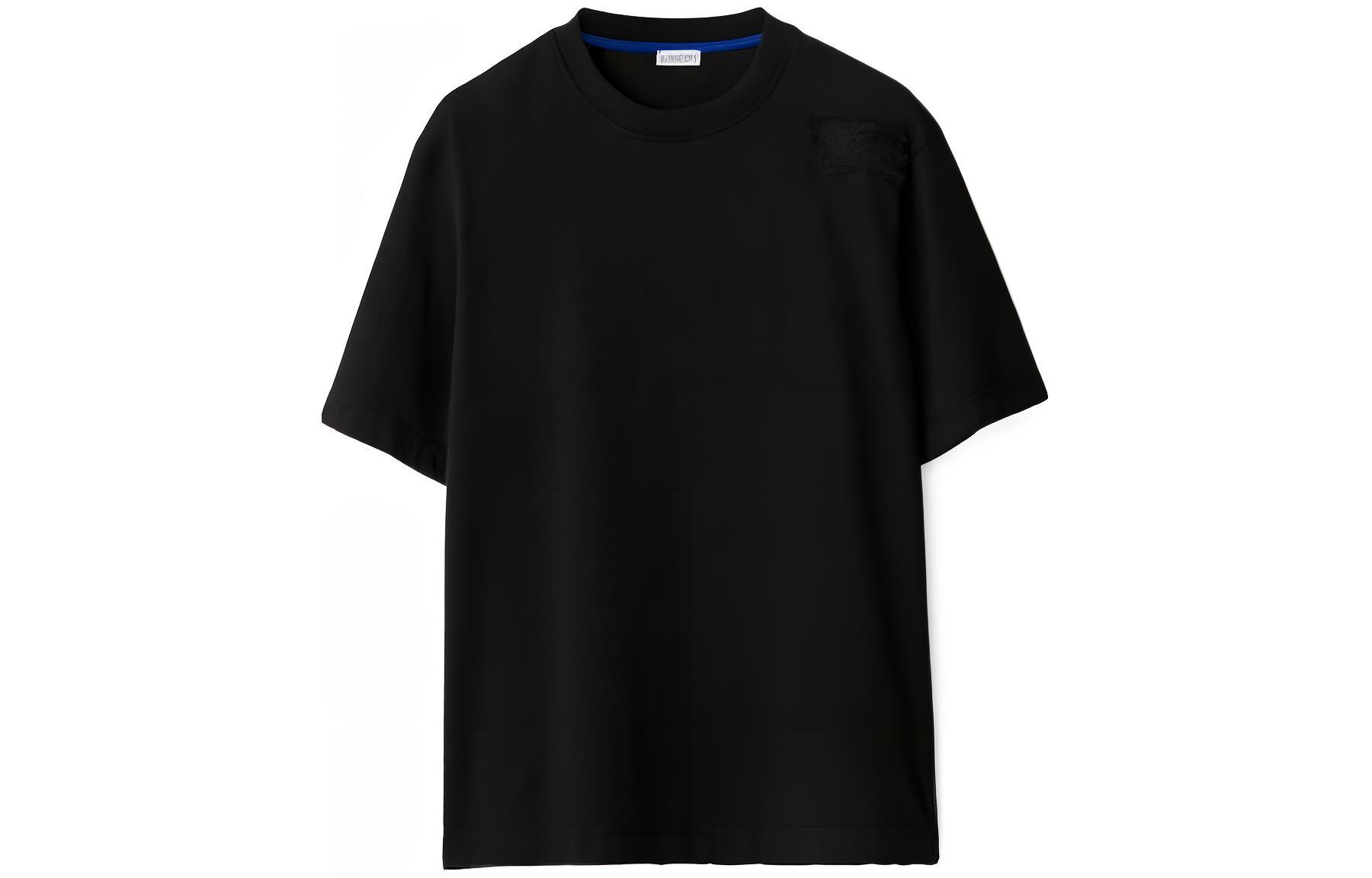 Burberry  Black Short-Sleeve T-Shirt with Equestrian Logo Patch. 80849511