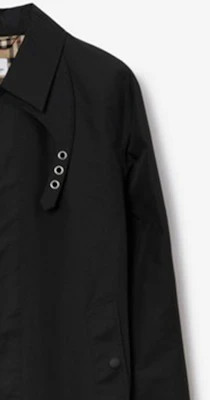 Burberry Mantel Hitam Lengan Panjang Single-Breasted Trench Coat. 80746871 Shop Burberry Mantel Hitam Lengan Panjang Single-Breasted Trench Coat. 80746871