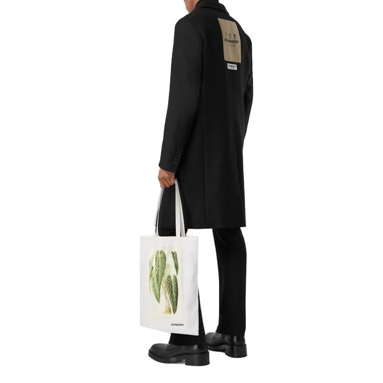 Burberry  Black Single-Breasted Long Trench Coat with Collar. 80570571 圖 8