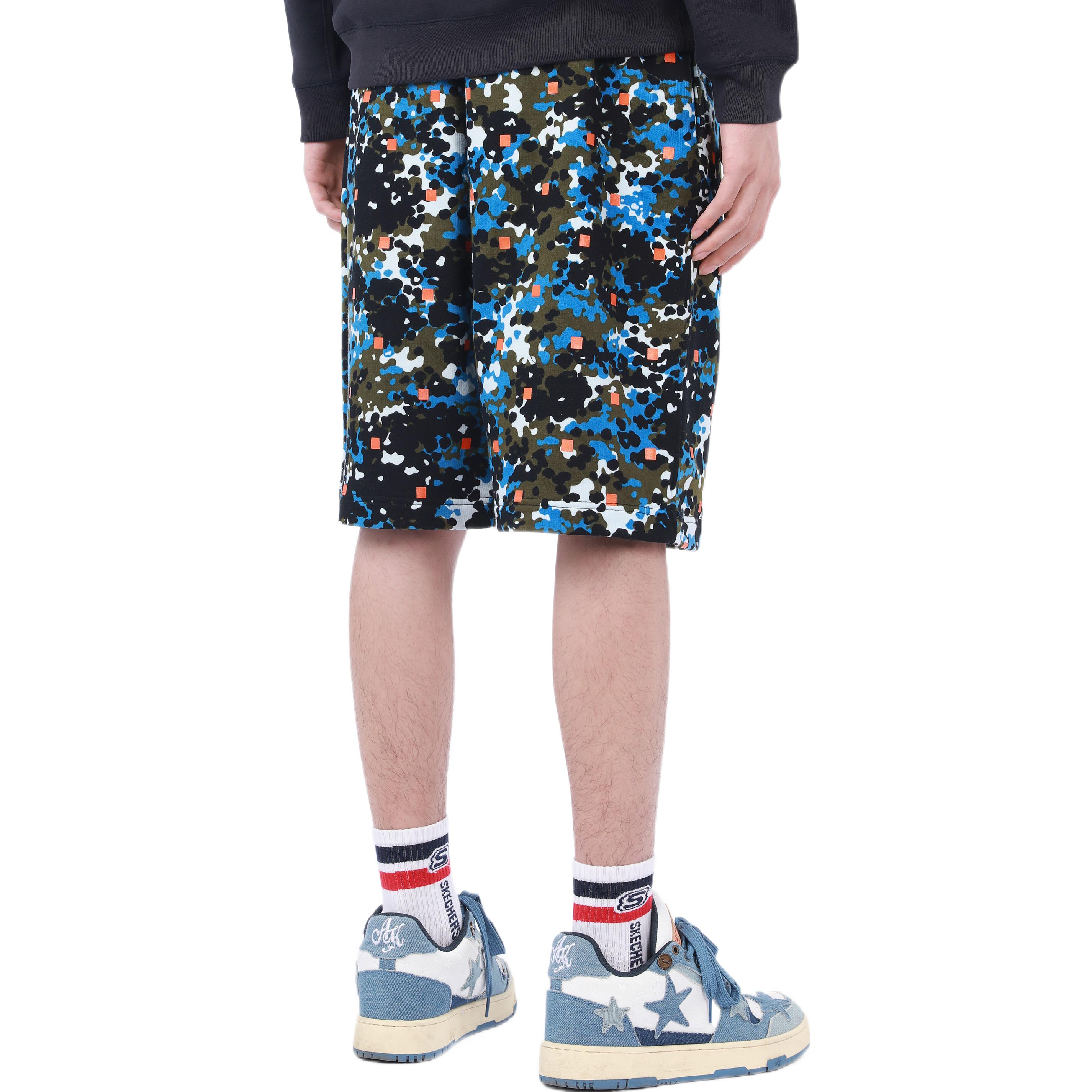 Sizing Burberry  Blue Camouflage Logo Print Casual Shorts. 80341561