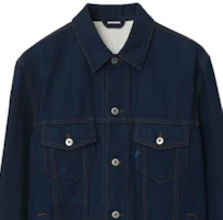Details for Burberry 藍色丹寧外套,標誌領設計與單排扣版型。 80807701