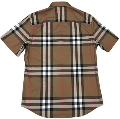 버버리 브라운 체크 반소매 버튼업 셔츠 80842911 Lookbook 버버리 브라운 체크 반소매 버튼업 셔츠 80842911