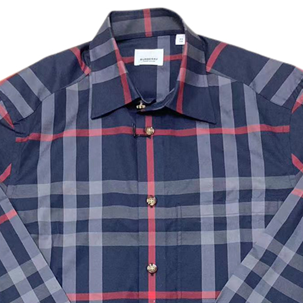 Burberry  Check Long Sleeve Button-Up Shirt in Dark Blue. 80842881 圖 5