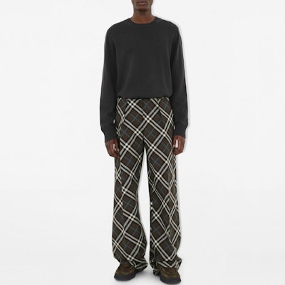 Burberry Check Print Loose Fit Zipper Pleated Casual Pants in Comfort Brown 80951451 Shop Burberry Check Print Loose Fit Zipper Pleated Casual Pants in Comfort Brown 80951451