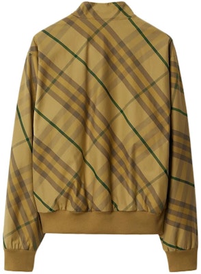 Chaqueta Burberry Cuadros Cremallera Cuello Alto SS24 Cedro Talla Oversized 80814181 Lookbook Chaqueta Burberry Cuadros Cremallera Cuello Alto SS24 Cedro Talla Oversized 80814181