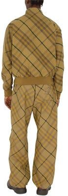 Chaqueta Burberry Cuadros Cremallera Cuello Alto SS24 Cedro Talla Oversized 80814181 Purchase Chaqueta Burberry Cuadros Cremallera Cuello Alto SS24 Cedro Talla Oversized 80814181