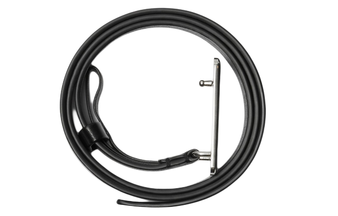 Lookbook Cinturón Burberry Clásico de Piel de Ternera, 2.5CM de Ancho. 80888551