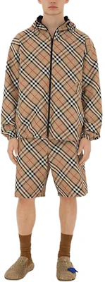 Burberry 拼接格紋休閒短褲 米色 80872241 Shop Burberry 拼接格紋休閒短褲 米色 80872241