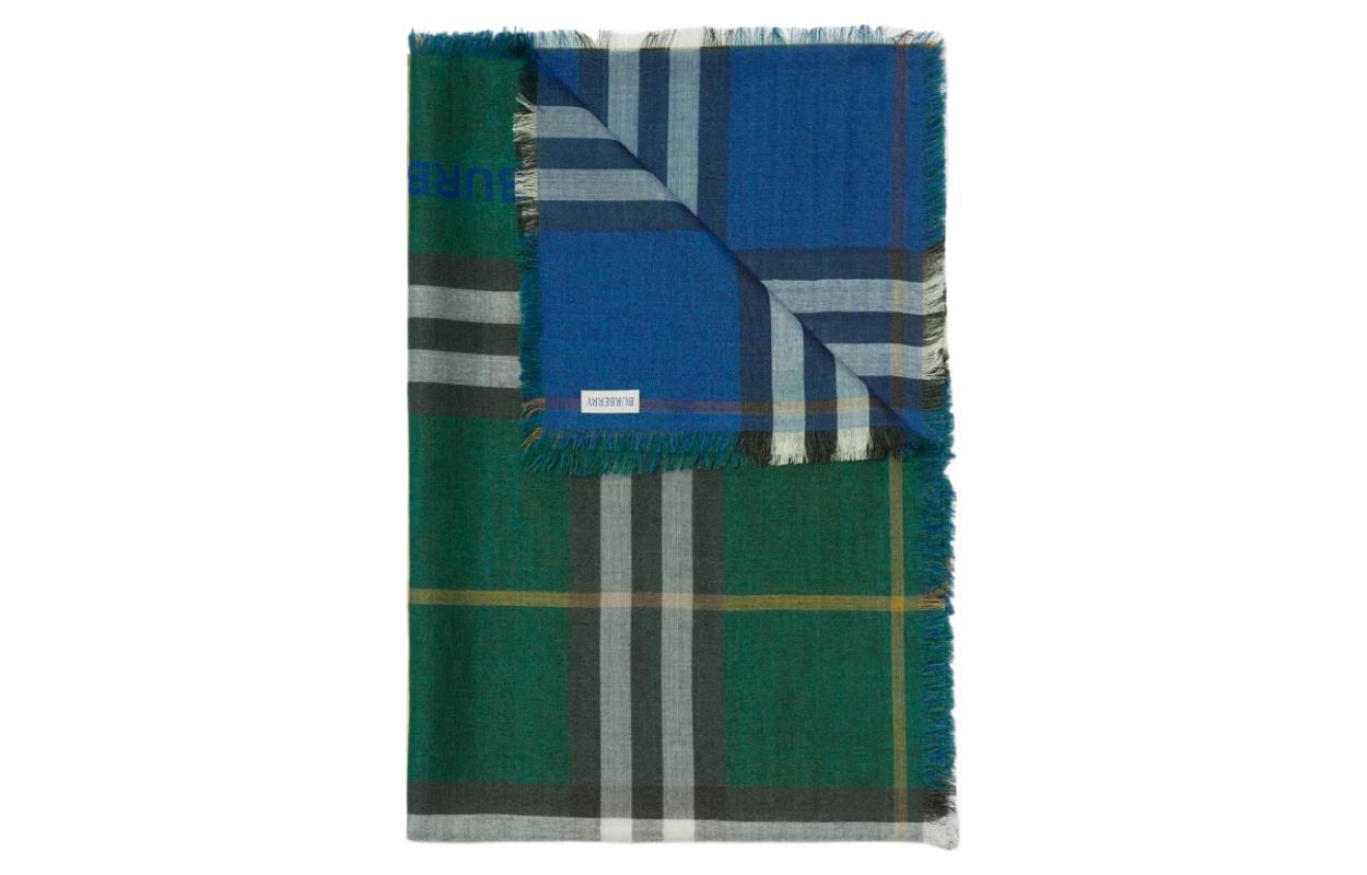 Burberry  Double-Sided Check Wool Scarf in Green. 80846531 圖 3