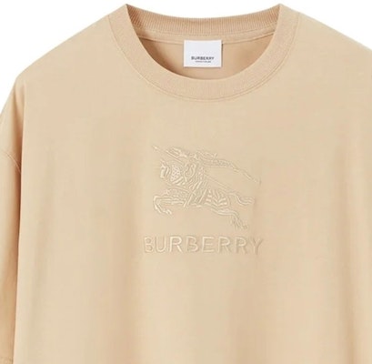 Burberry Embroidered Letter Oversized T-Shirt Khaki Color. 80727491 1