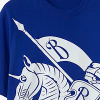 Sizing Camiseta Burberry Equestrian Knight Azul Marino Cuello Redondo. 80897431