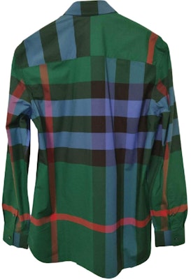 Kemeja Lengan Panjang Kotak-Kotak Hijau Burberry. 80466221 Lookbook Kemeja Lengan Panjang Kotak-Kotak Hijau Burberry. 80466221