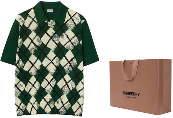Burberry 綠色撞色菱形格紋針織POLO衫 80831931 Shop Burberry 綠色撞色菱形格紋針織POLO衫 80831931