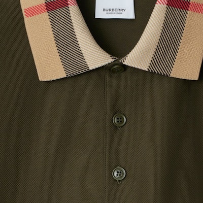 Burberry Green Short Sleeve T-Shirt with Check Button Design. 80959231 Sizing Burberry Green Short Sleeve T-Shirt with Check Button Design. 80959231