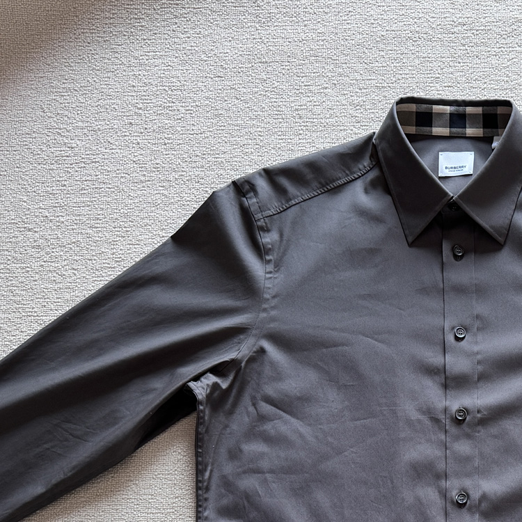 Shop 博柏利灰色长袖衬衫，品牌标志设计，单排扣款式。 80667671