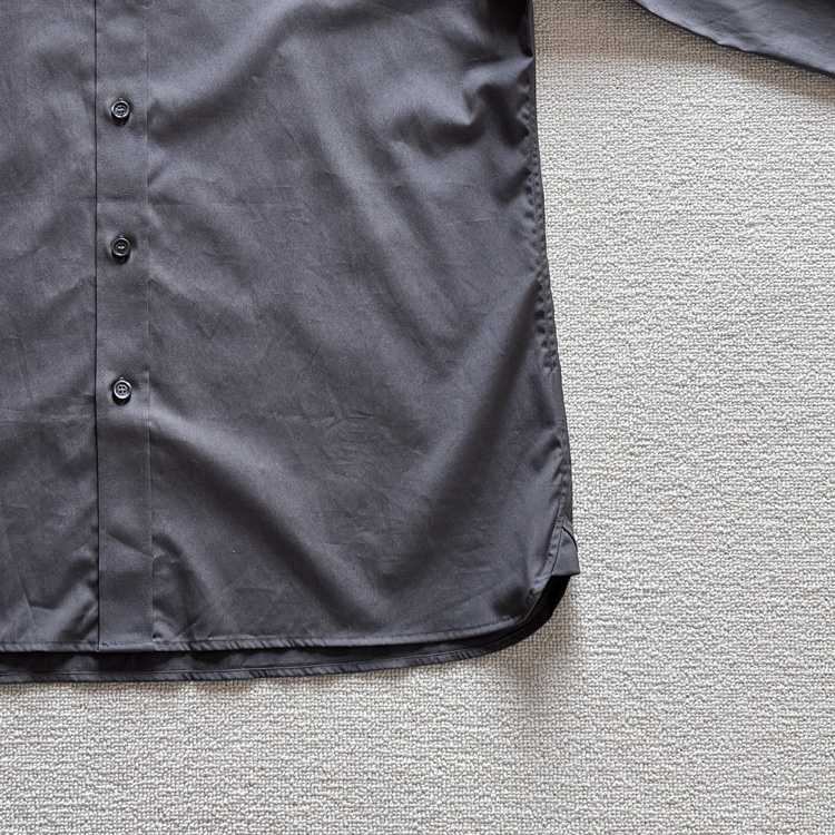 Sizing 博柏利灰色长袖衬衫，品牌标志设计，单排扣款式。 80667671