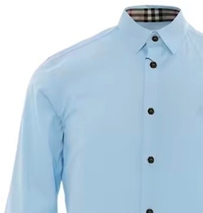버버리 라이트 블루 포인트 칼라 롱슬리브 솔리드 컬러 셔츠. 80667661 Shop 버버리 라이트 블루 포인트 칼라 롱슬리브 솔리드 컬러 셔츠. 80667661