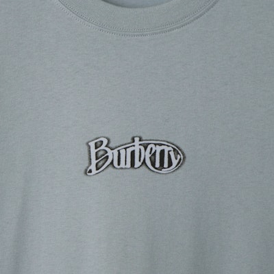 버버리 로고 프린트 크루넥 드롭숄더 티셔츠 헤이즈 블루 80984041 Details for 버버리 로고 프린트 크루넥 드롭숄더 티셔츠 헤이즈 블루 80984041