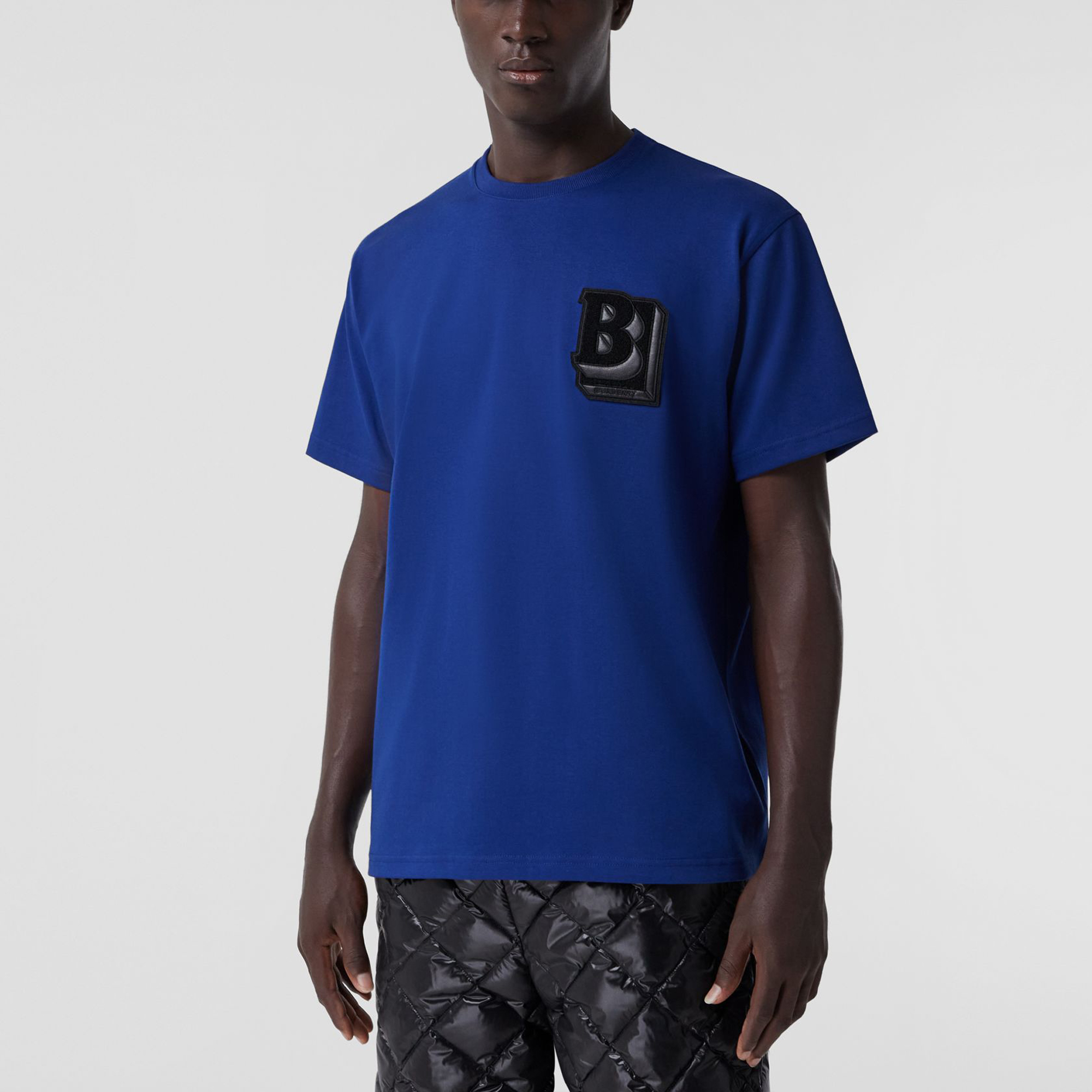 Burberry  Loose-Fit Letter Logo T-Shirt Ocean Blue. 80480151 圖 6