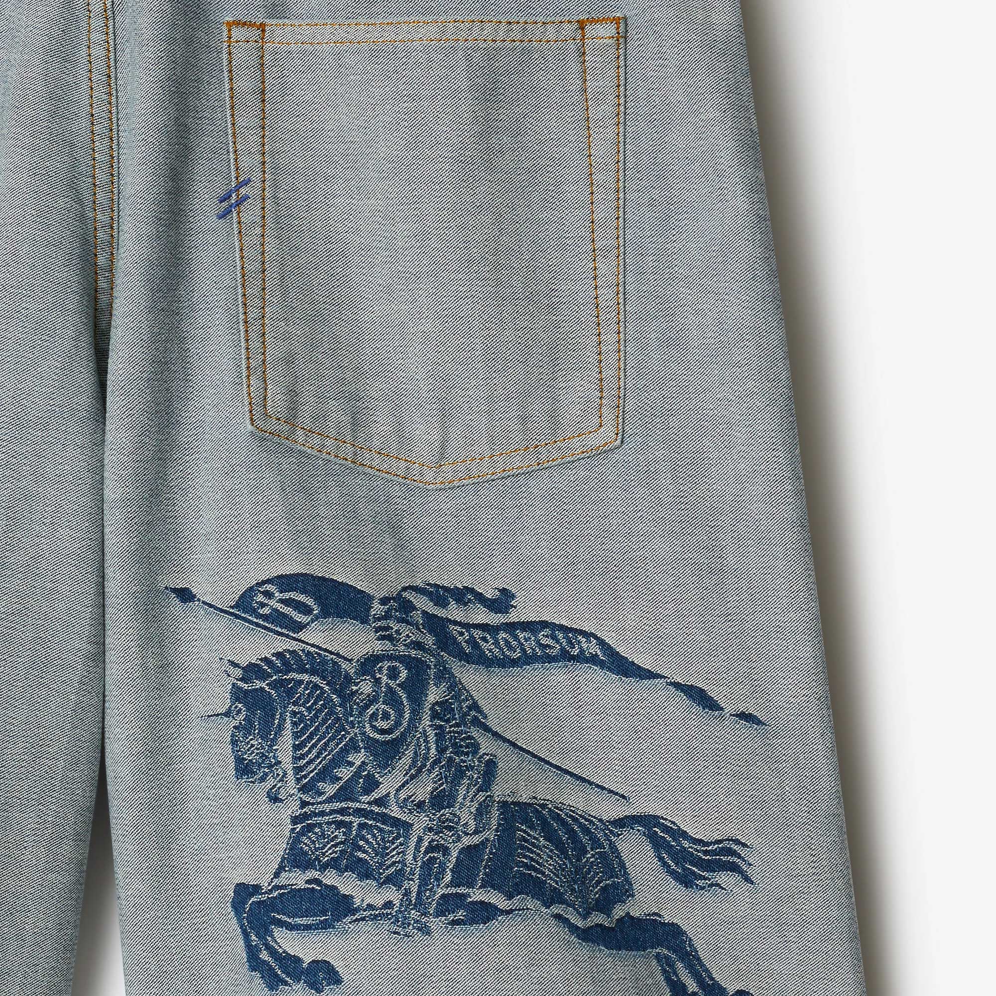 Sizing Burberry Celana Pendek Denim Loose Fit Wide-Leg Logo Equestrian Biru. 80864521