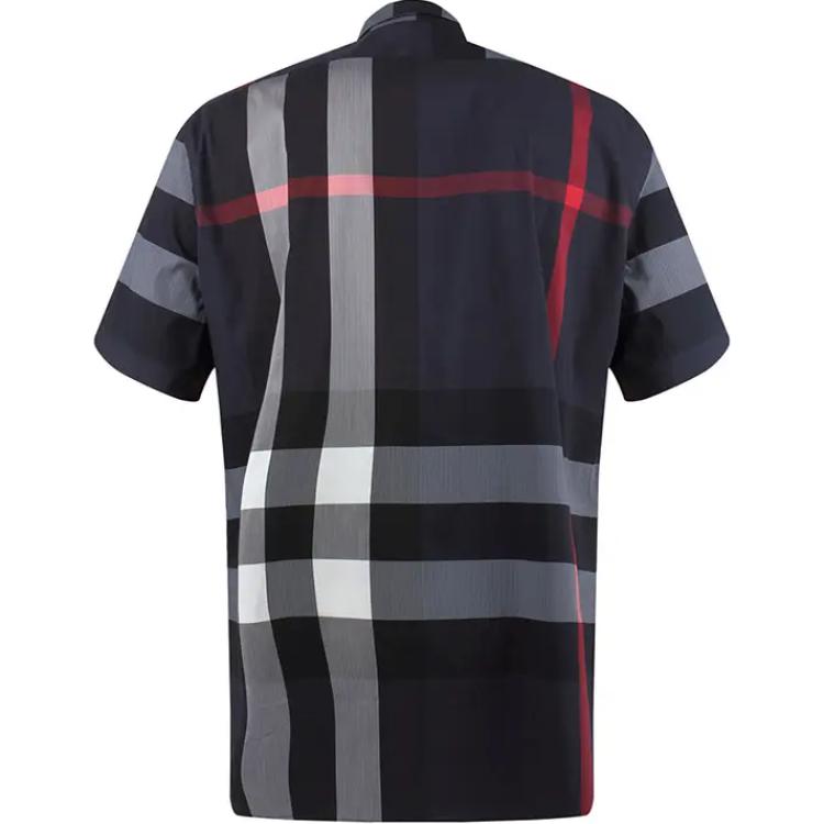 Lookbook 버버리 네이비 블루 체크 반팔 버튼업 셔츠. 40458421