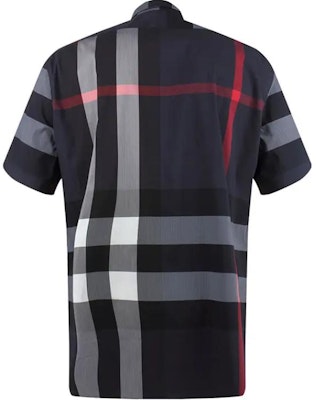 버버리 네이비 블루 체크 반팔 버튼업 셔츠. 40458421 Lookbook 버버리 네이비 블루 체크 반팔 버튼업 셔츠. 40458421