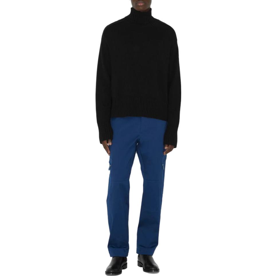 Lookbook Burberry Pantalones Cargo Azul Marino Rectos de Tiro Medio Estilo Casual. 80708661