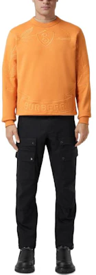 博柏利橙色叶子刺绣标志圆领卫衣 80632021 Lookbook 博柏利橙色叶子刺绣标志圆领卫衣 80632021