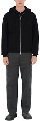 Burberry Oversized Logo Print Crewneck Sweatshirt in Charcoal Gray. 80999281 Lookbook Burberry Oversized Logo Print Crewneck Sweatshirt in Charcoal Gray. 80999281