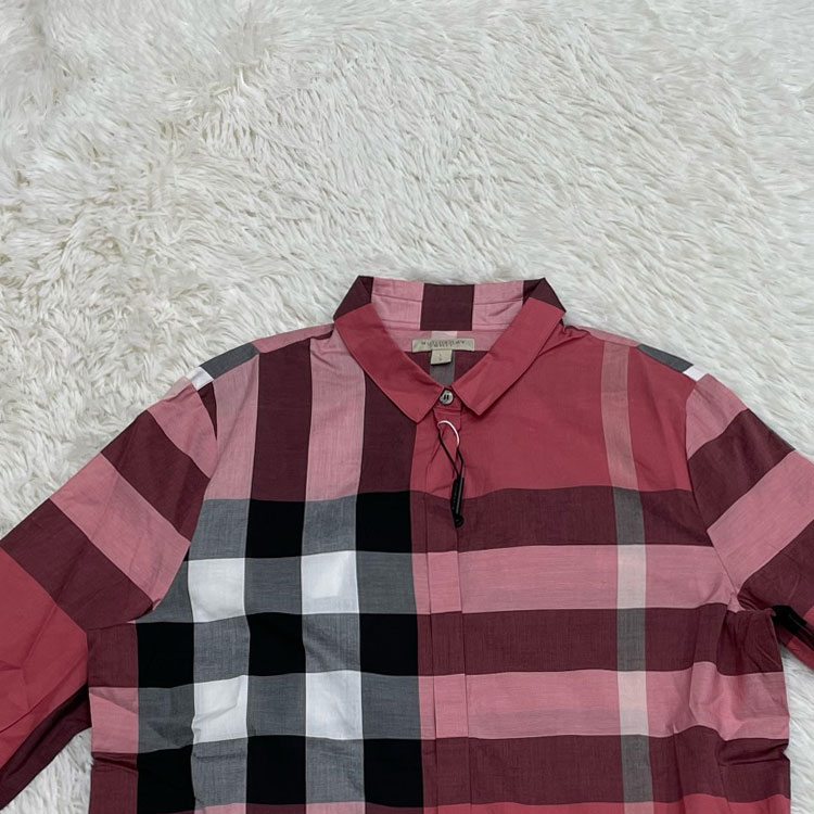 Lookbook 버버리 레드 체크 스트레이트 핏 긴팔 셔츠. 40129461