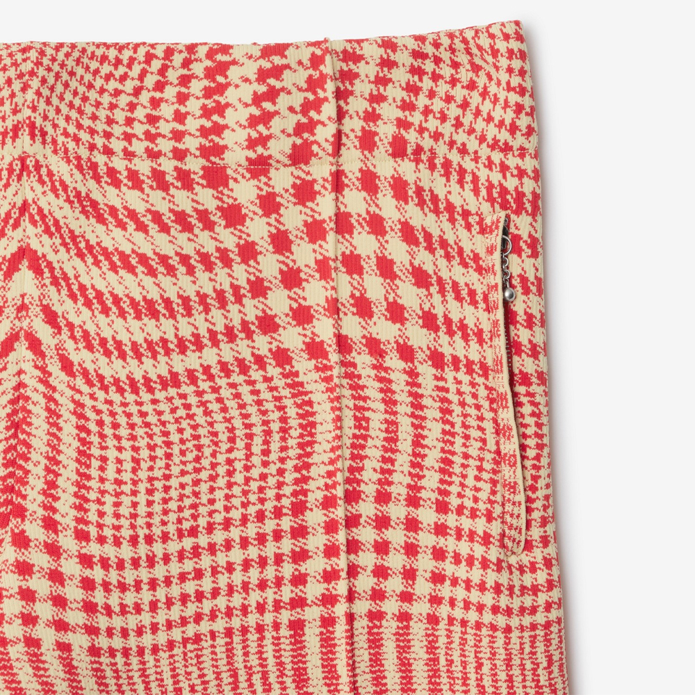 Sizing Burberry Celana Panjang Kasual Pinggang Elastis Kotak Merah Wide-Leg. 80827641