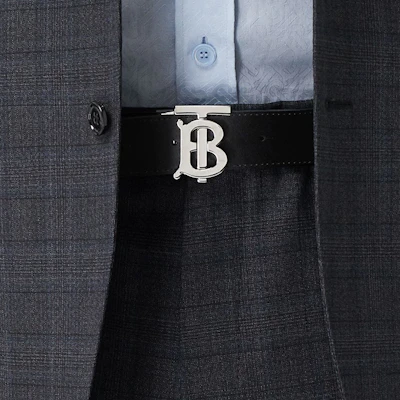 Burberry 可翻轉雙面藍色小牛皮腰帶3.5cm銀扣禮盒套裝 8043246 Shop Burberry 可翻轉雙面藍色小牛皮腰帶3.5cm銀扣禮盒套裝 8043246