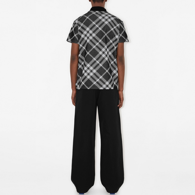 Shop Burberry 修身格紋印花按扣Polo衫 - 黑色 80891091