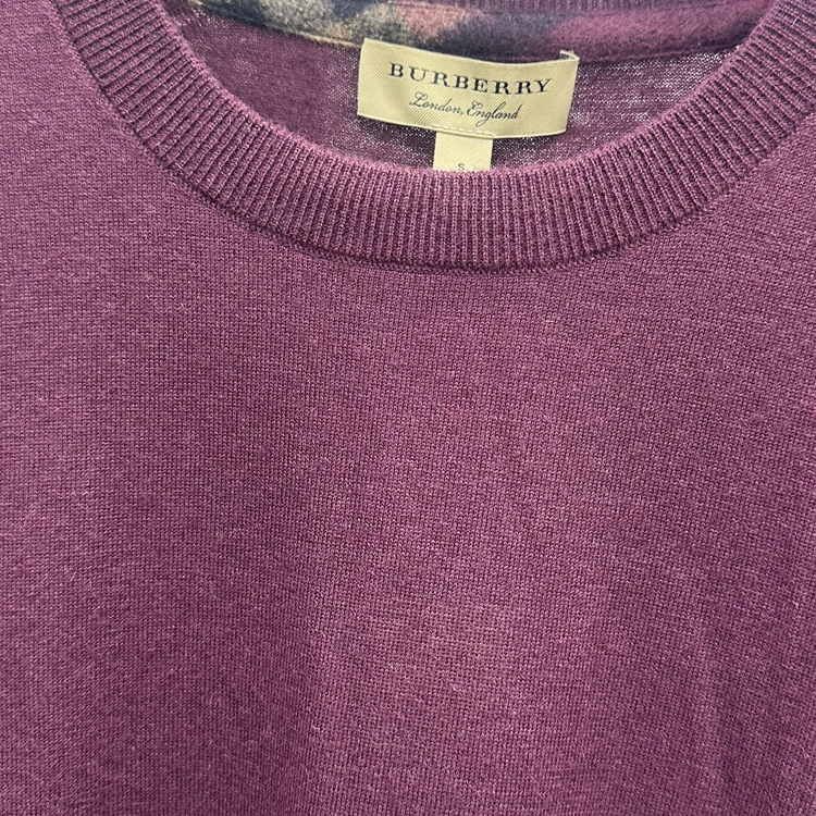 Purchase Burberry Sweater Rajut Crewneck Warna Solid - Merah Burgundy 40200301