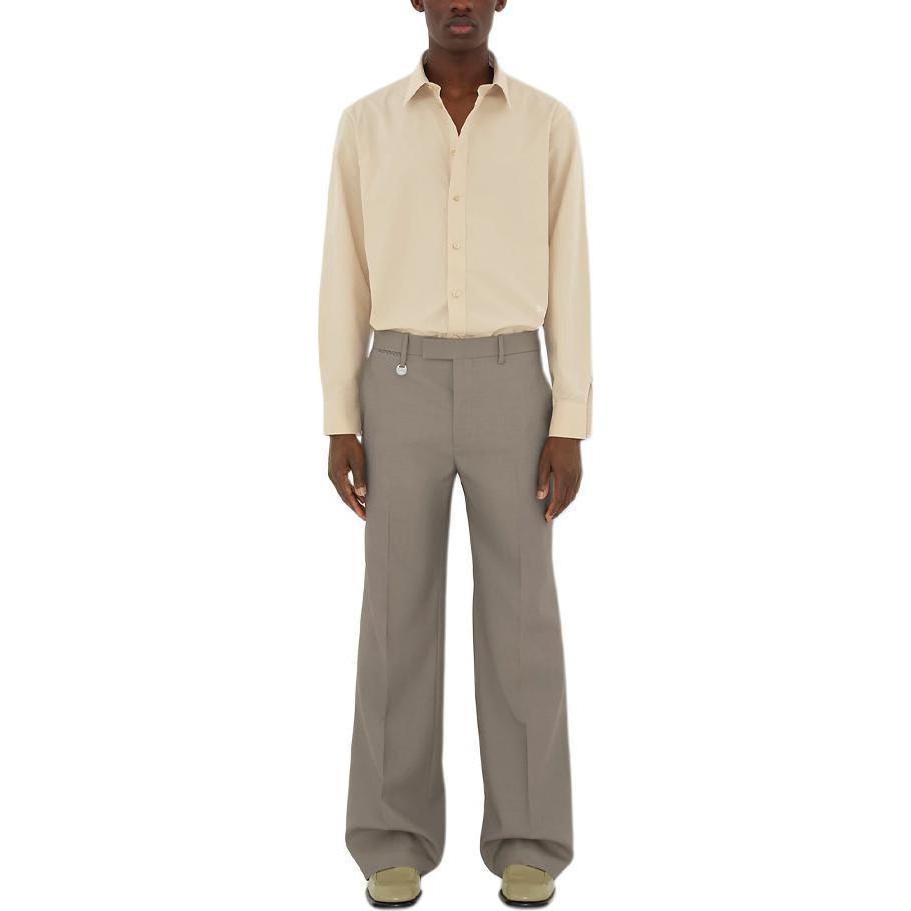 Sizing 버버리 베이지 솔리드 컬러 루즈 핏 긴팔 셔츠. 80894851