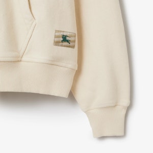 Sudadera Burberry Color Sólido con Capucha y Manga Larga Negra. 80812191 Sizing Sudadera Burberry Color Sólido con Capucha y Manga Larga Negra. 80812191