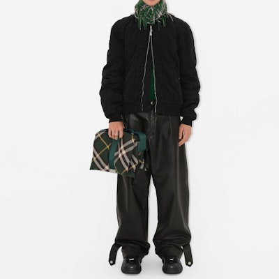 博柏利纯色拉链休闲棉夹克 - 黑色 80838271 Shop 博柏利纯色拉链休闲棉夹克 - 黑色 80838271