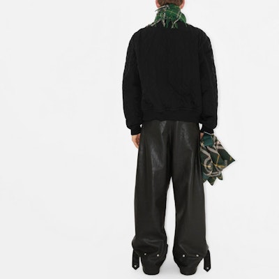 博柏利纯色拉链休闲棉夹克 - 黑色 80838271 Purchase 博柏利纯色拉链休闲棉夹克 - 黑色 80838271